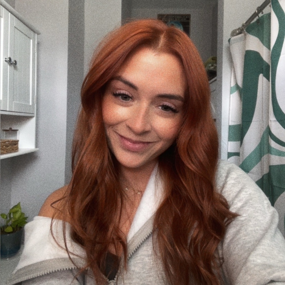 Meet your Posher, Alyssa